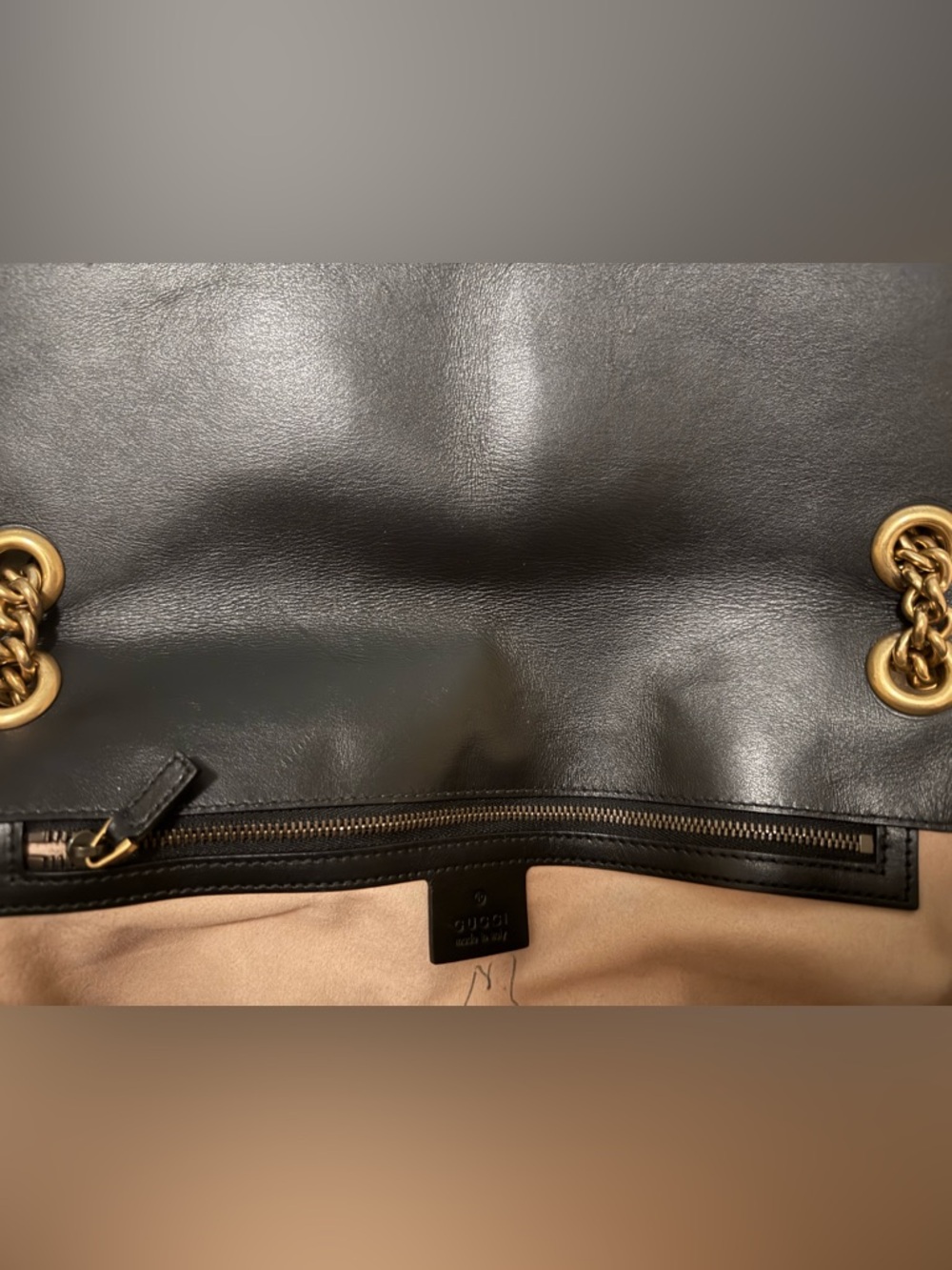 Gucci Marmont GG Large Black Quilted Shoulder Bag with Gold Accents - Picture 14 of 15